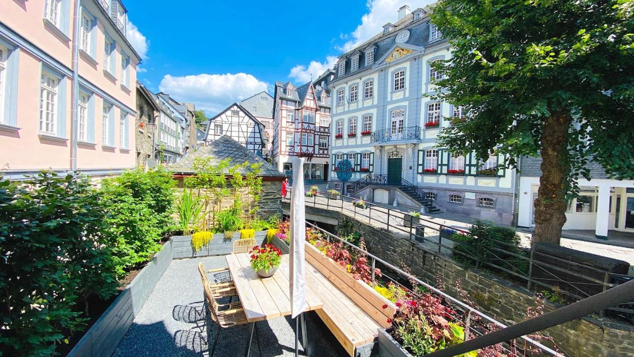 Villa Monschau-Auszeit: Historisch Wohnen Direkt Am Bach Esterno foto